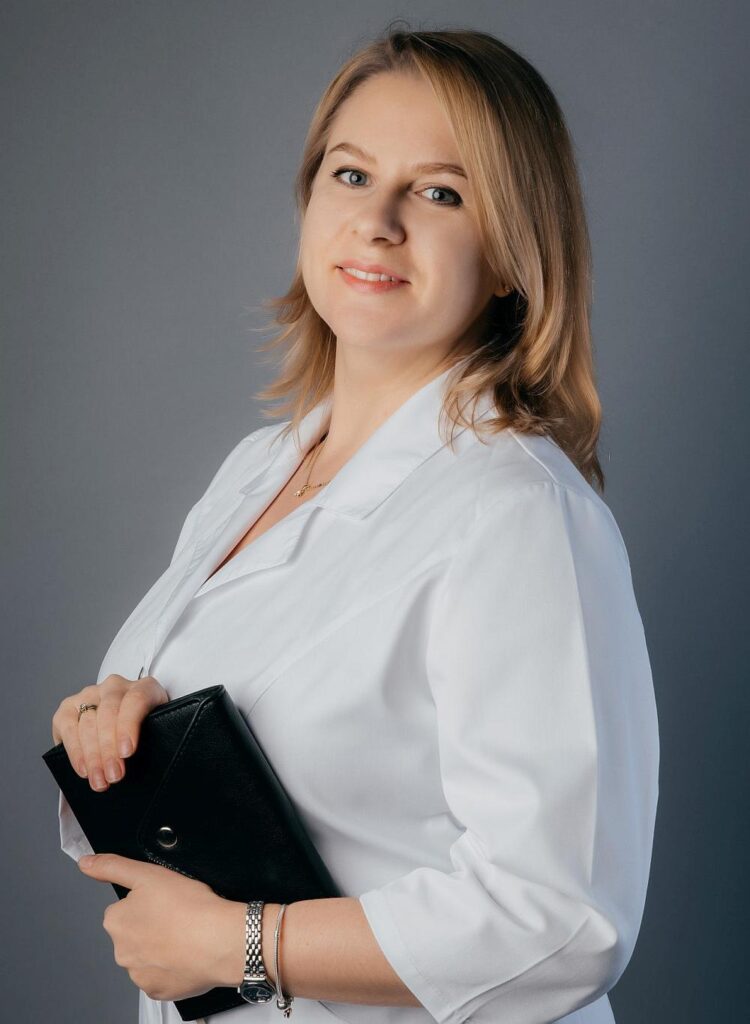 Астапова Анна Владимировна